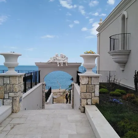 Private In Saint Elena דירה *