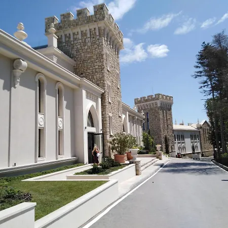 Private In Saint Elena