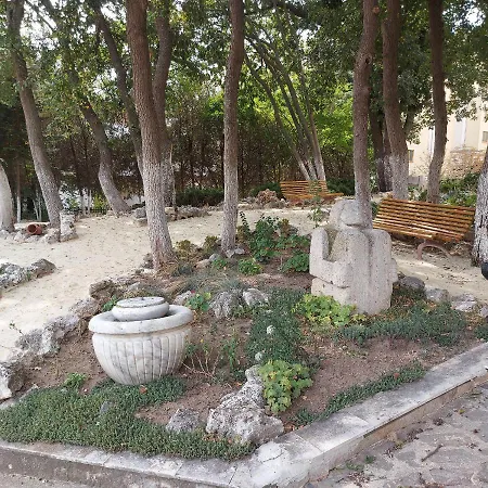 דירה Private In Saint Elena סנט קונסטנטין והלנה