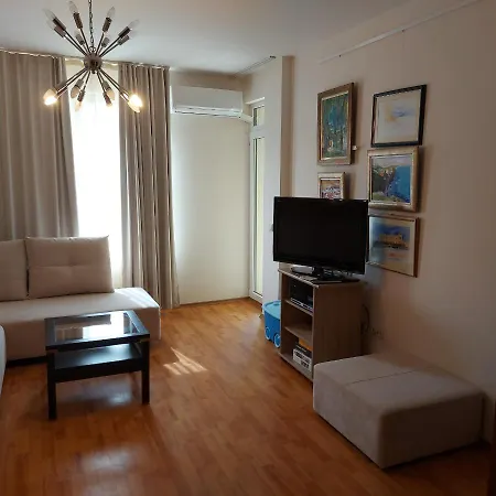 Private In Saint Elena דירה סנט קונסטנטין והלנה