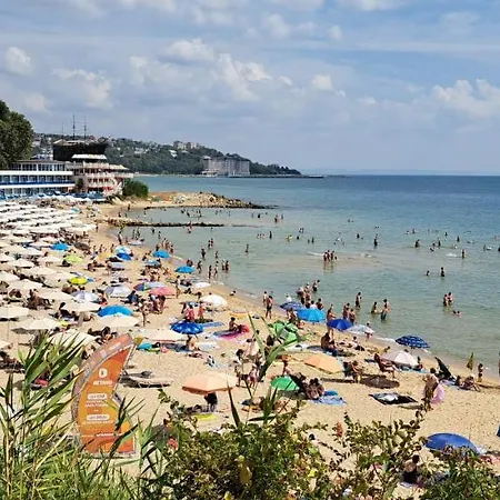 Lejlighed Private In Saint Elena