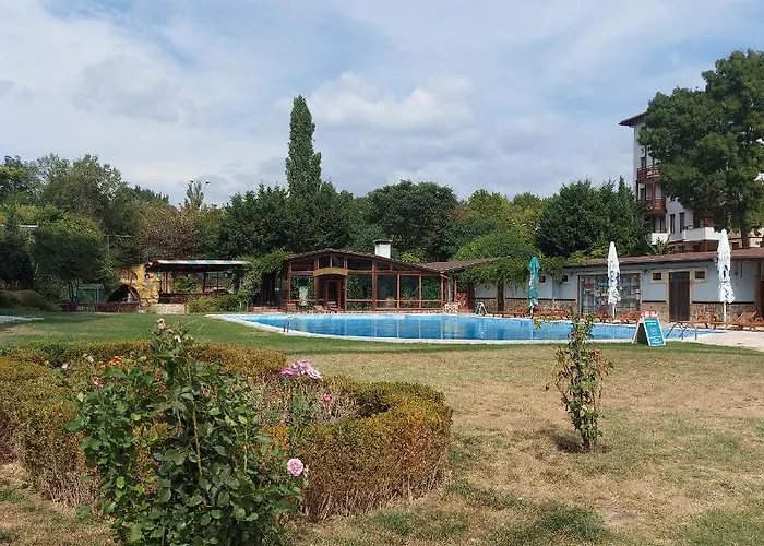 Private In Saint Elena سينتس قسطنطين وهيلينا